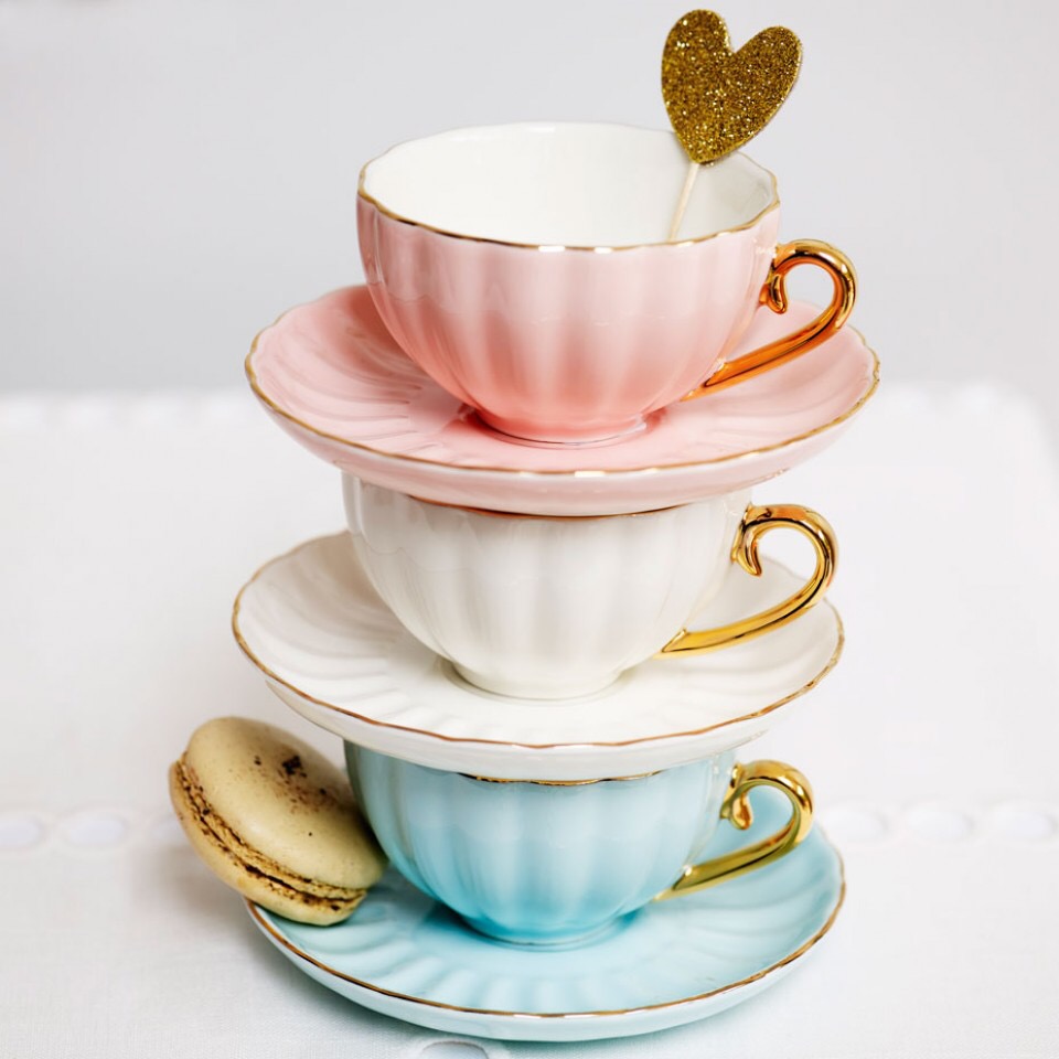 Set cup. Красивые чашки. Красивые кружки. Блюдце с чаем. Красивые и креативные чайные блюдцами.